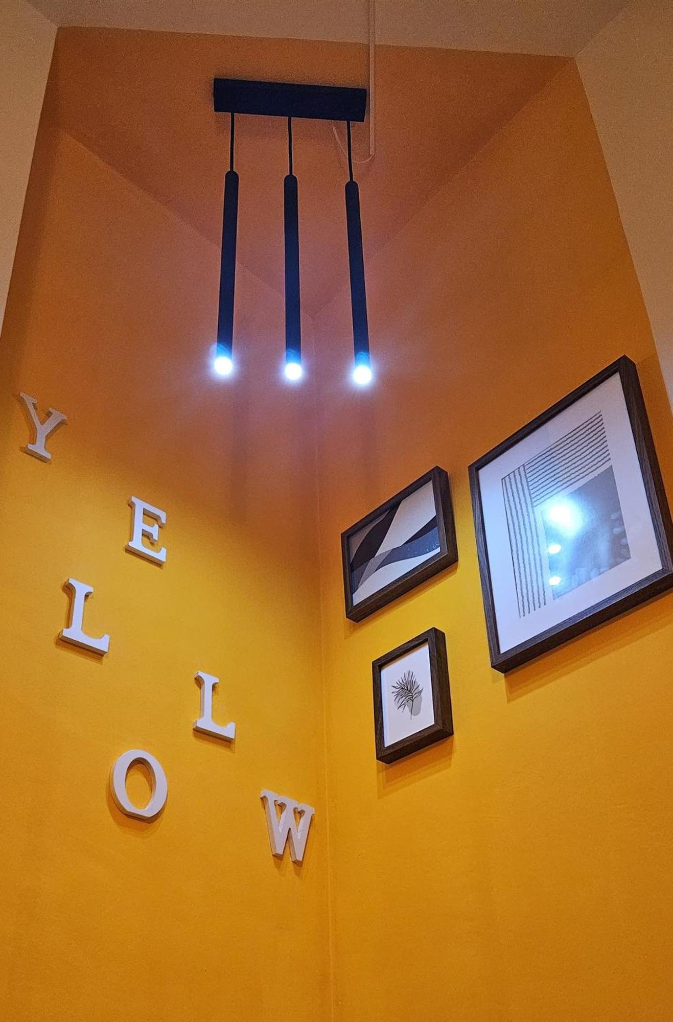 Yellow Apartment *