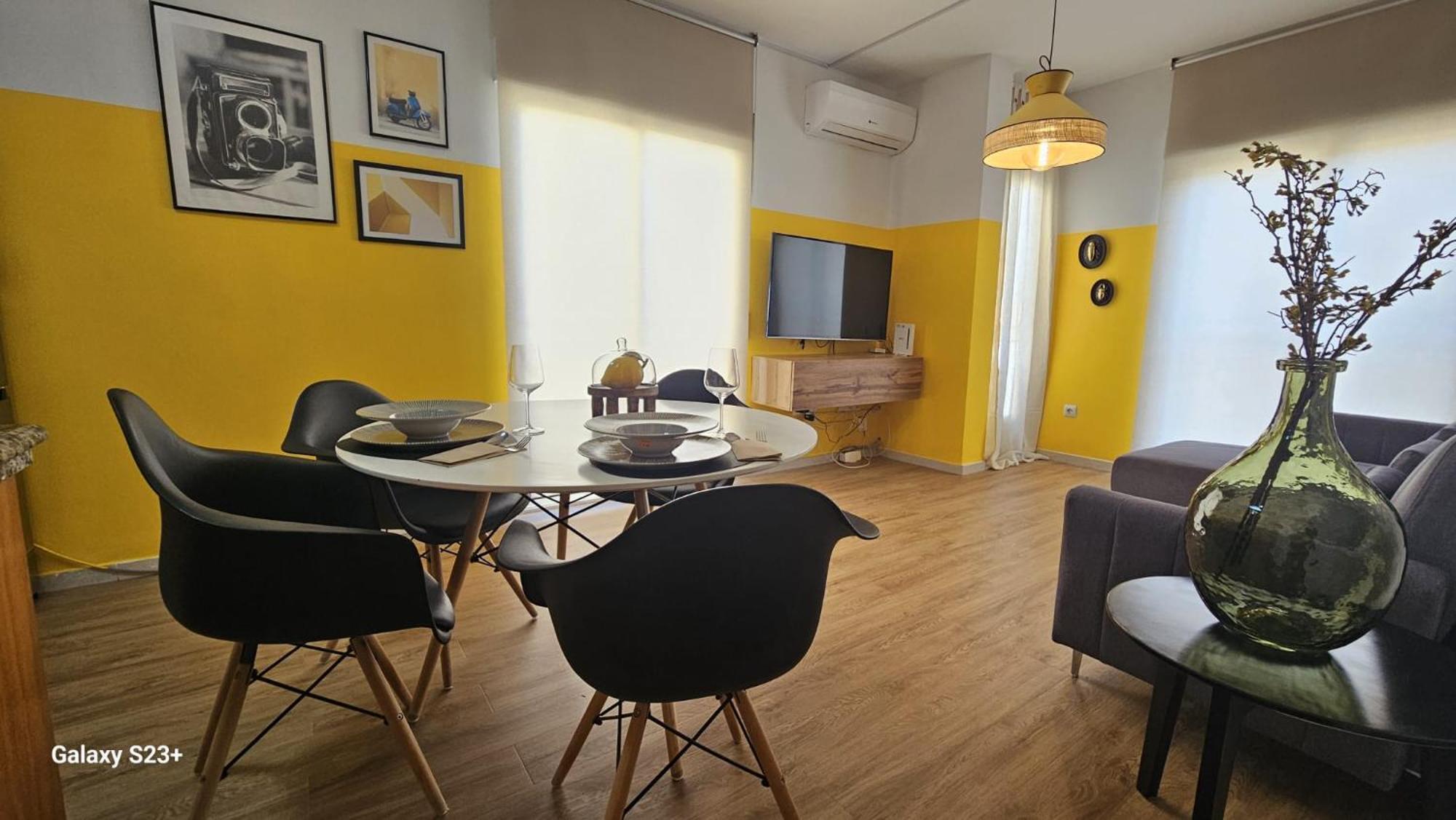Yellow Apartment Garrucha